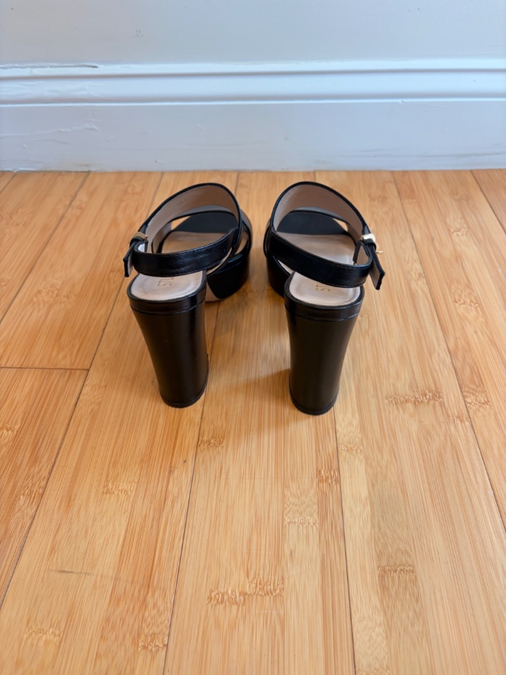 Stuart Weitzman Platform Sandals 6.5 - Picture 3 of 4